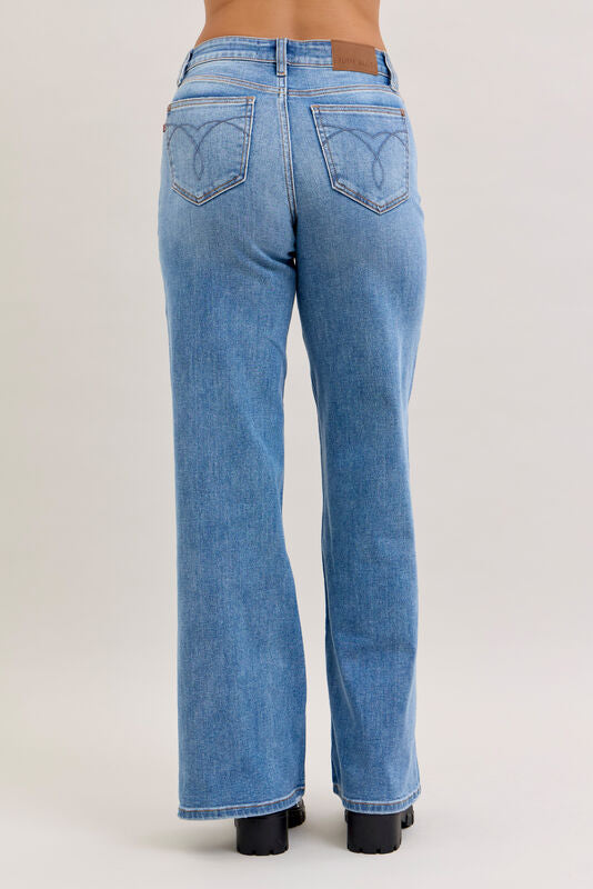 JUDY BLUE MID RISE RETRO WIDE LEG JEANS - MEDIUM - 33" INSEAM