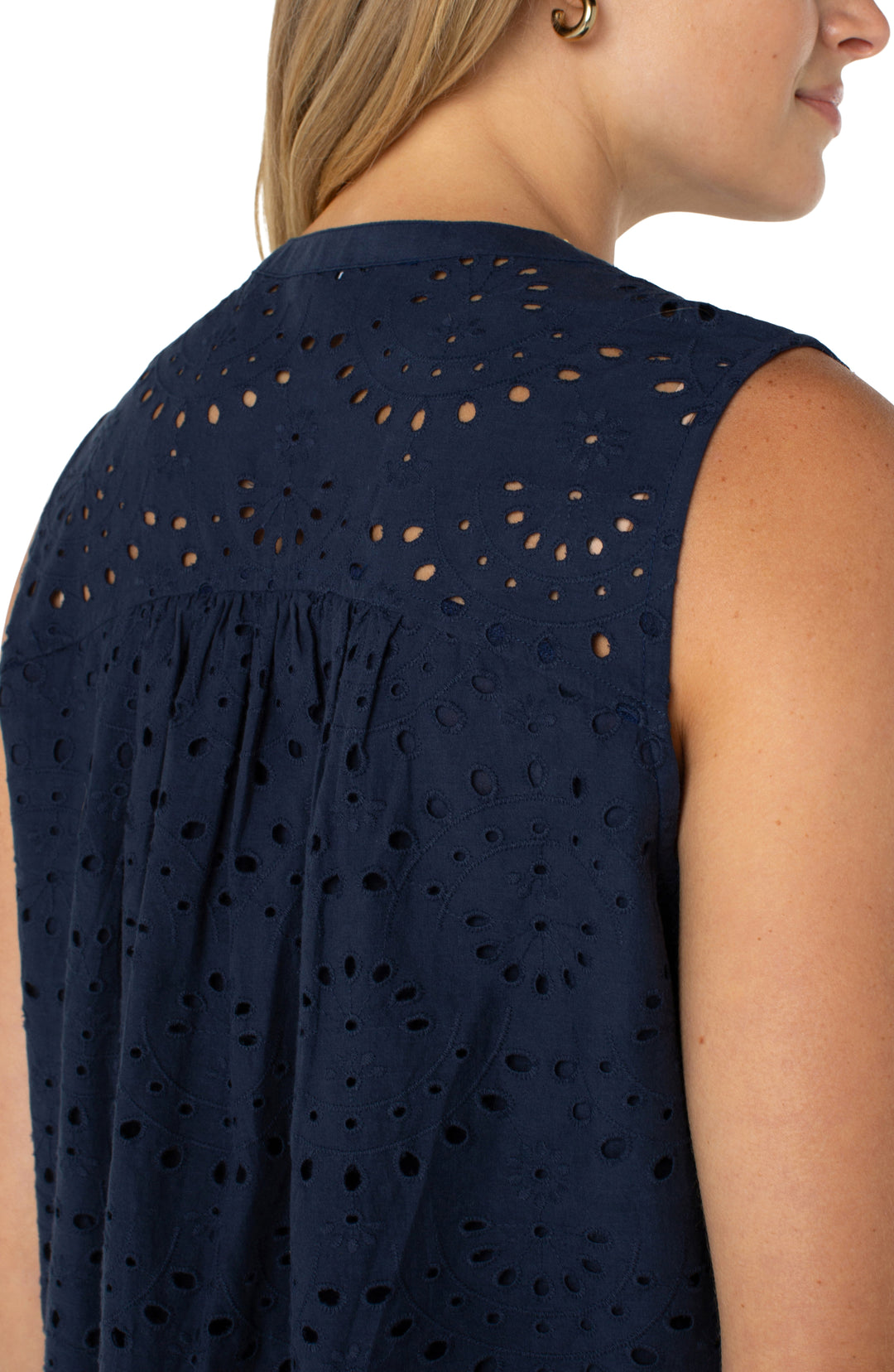 SLEEVELESS PINTUCK WOVEN TOP - NAVY