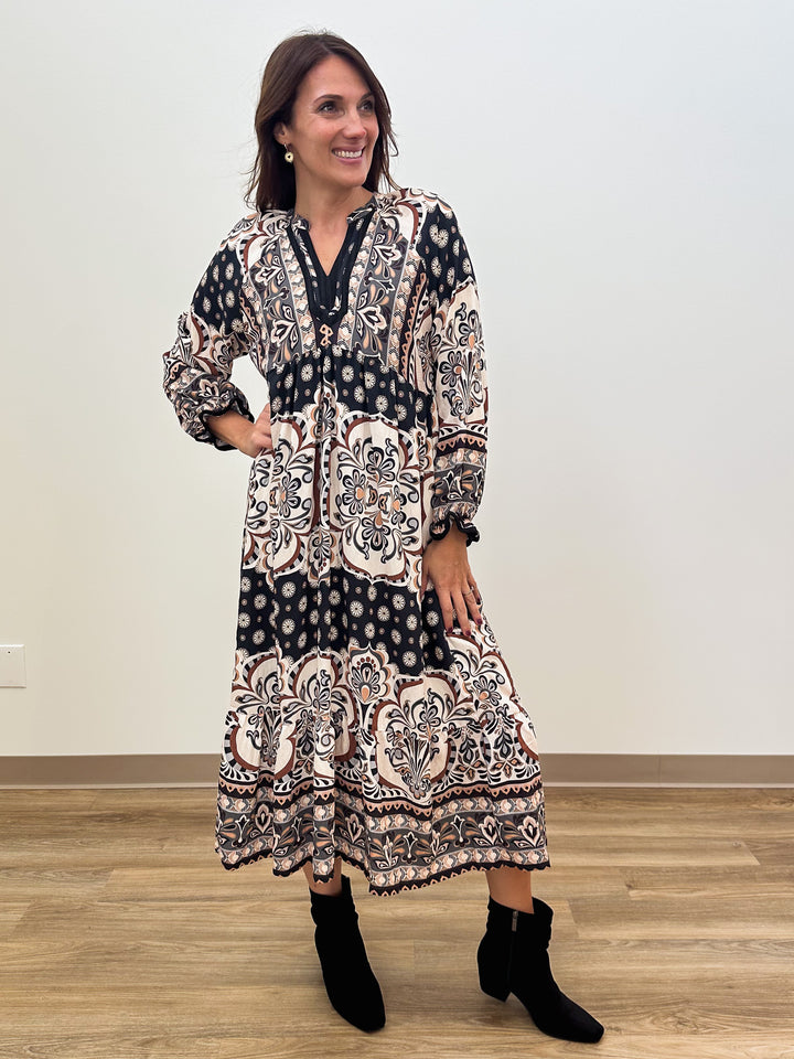 L/S ABSTRACT PRINT CONTRAST DETAIL MIDI DRESS - BLACK MIX