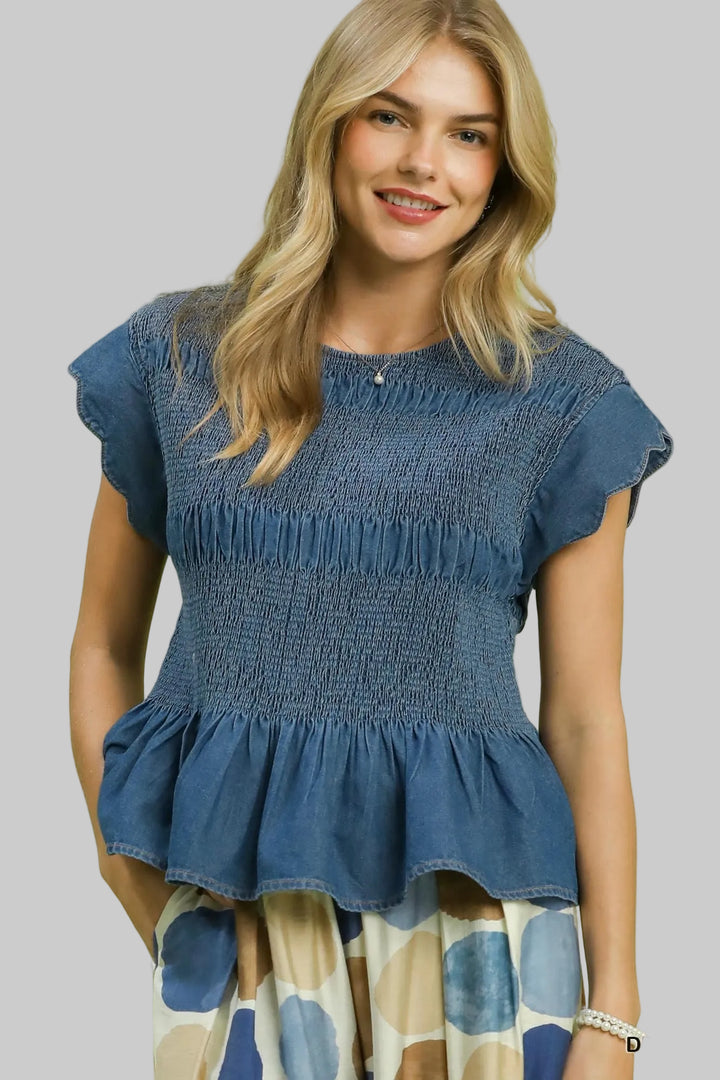 SCALLOPED SLEEVE SMOCKED TOP - LIGHT DENIM