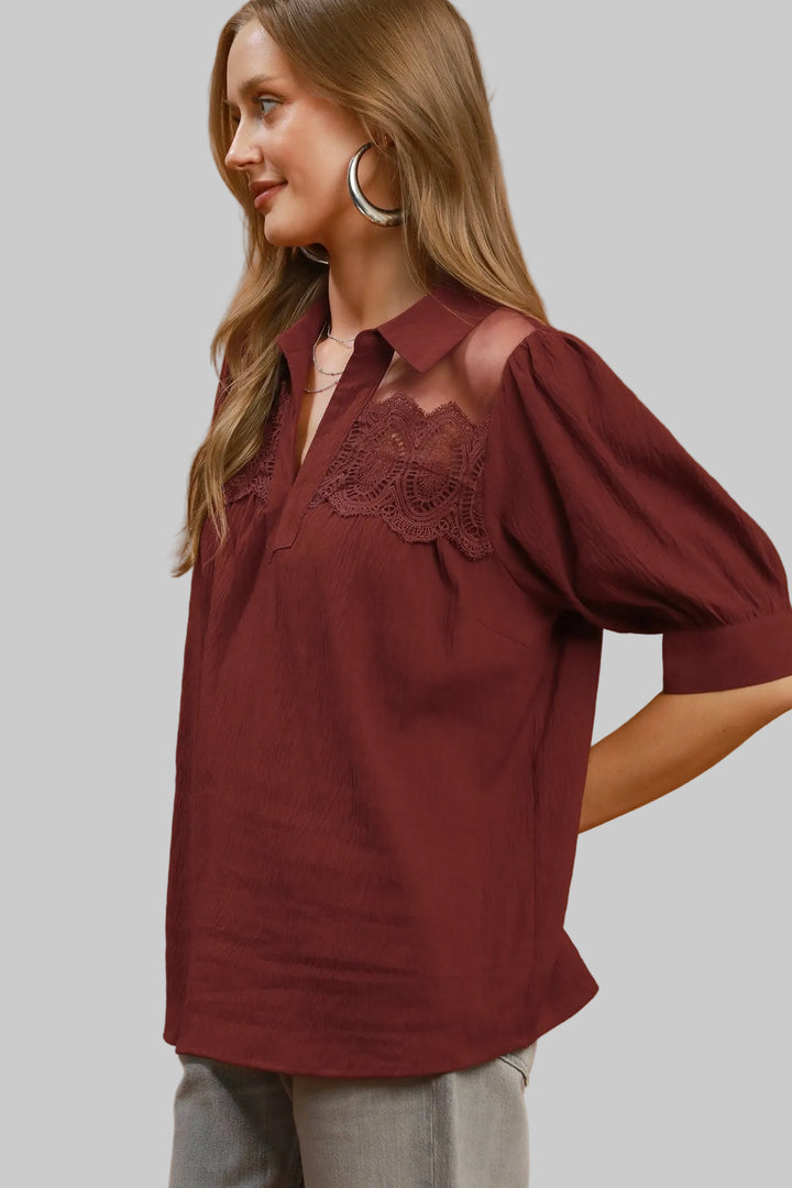 SHORT PUFF SLEEVE POINT COLLARED CONTRAST TOP - BURGUNDY