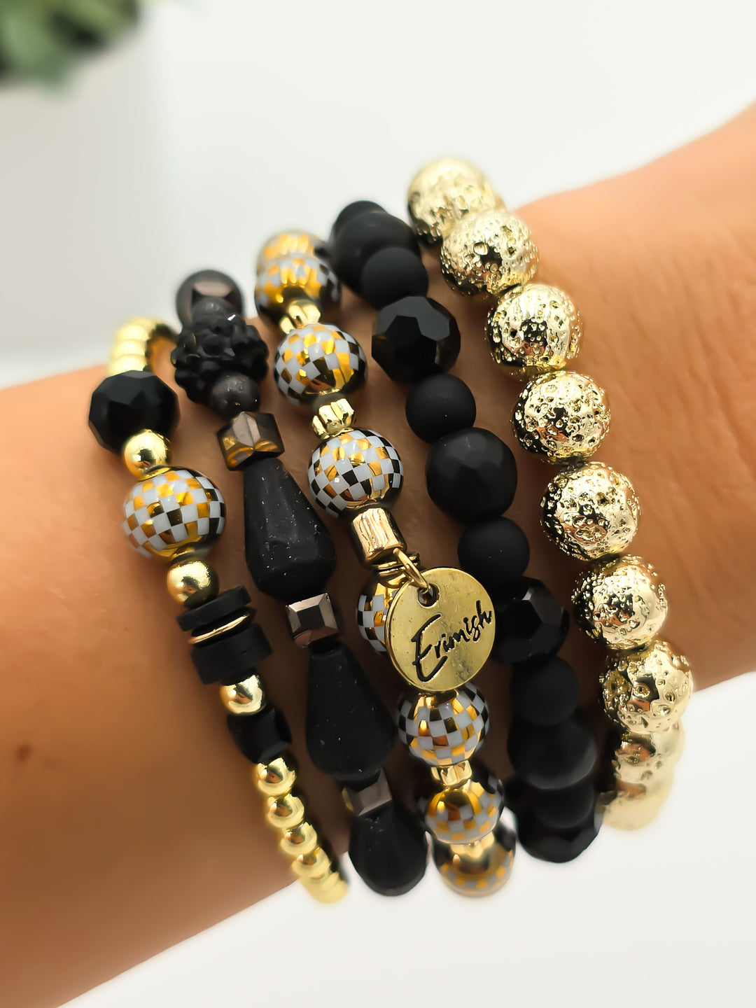 GAME DAY STACK BRACELET - BLACK/GOLD