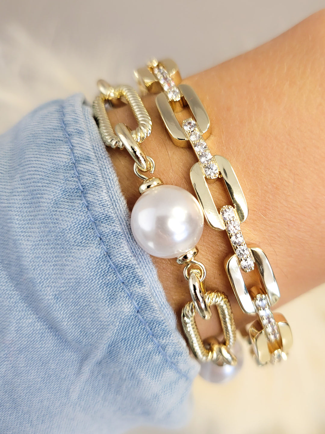 PEARL & ROPE CHAIN LINK BRACELET WITH TOGGLE - GOLD