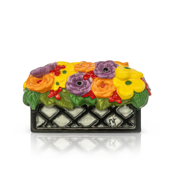 love blooms here /window box MINI
