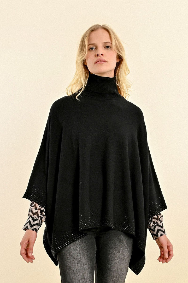 KNITTED PONCHO SWEATER - BLACK