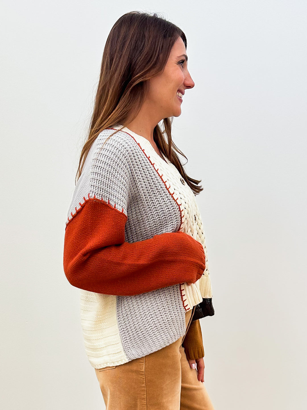 COLOR BLOCKED KNIT BUTTON UP SWEATER - IVORY MIX
