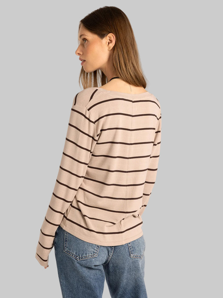 L/S SCOOP NECK LAUREN TOP - PEBBLE BROWN STRIPE