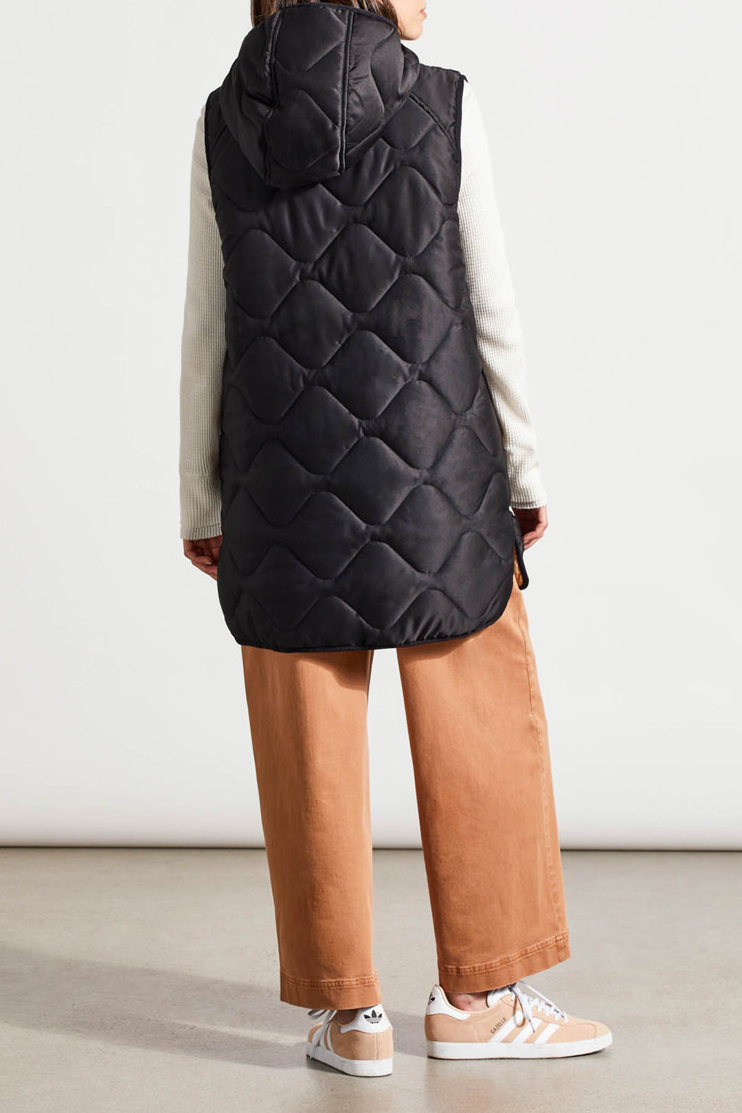 REVERSIBLE HOODED PUFFER VEST - BLACK