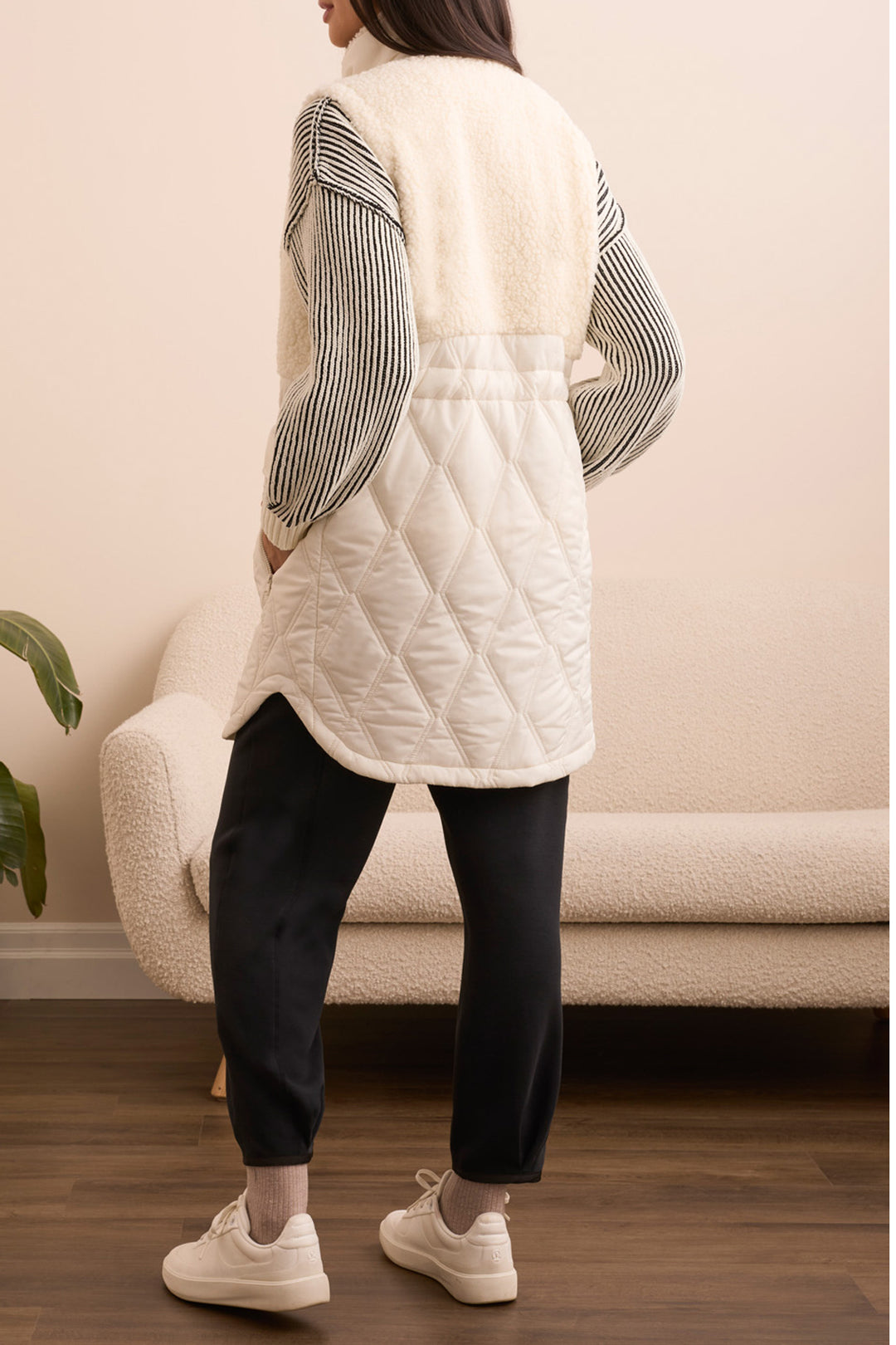 SLEEVELESS MIX MEDIA SHERPA VEST - CREAM