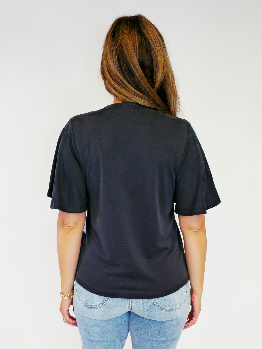 FLUTTER SHORT SLEEVE TOP - CHARCOAL