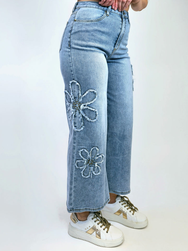 FLOWER PATCH PANTS - WASHED DENIM