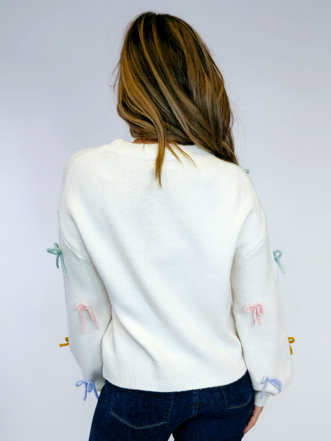 CUTESY BOW SWEATER - OFF WHITE