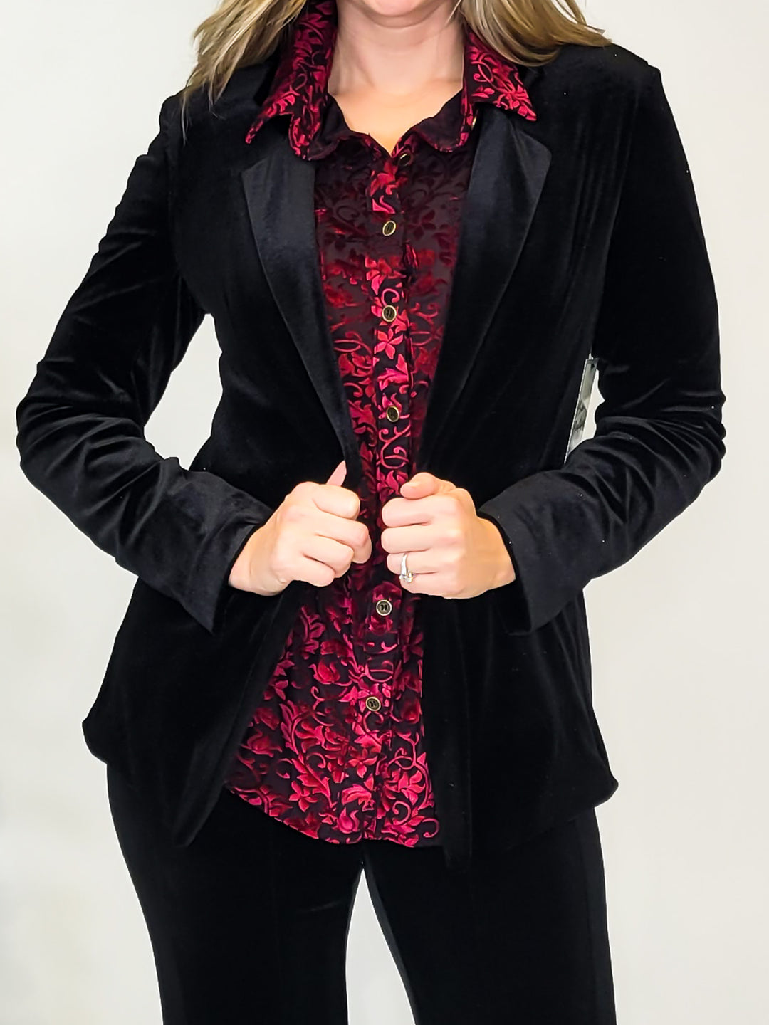 LINED VELVET BLAZER - BLACK