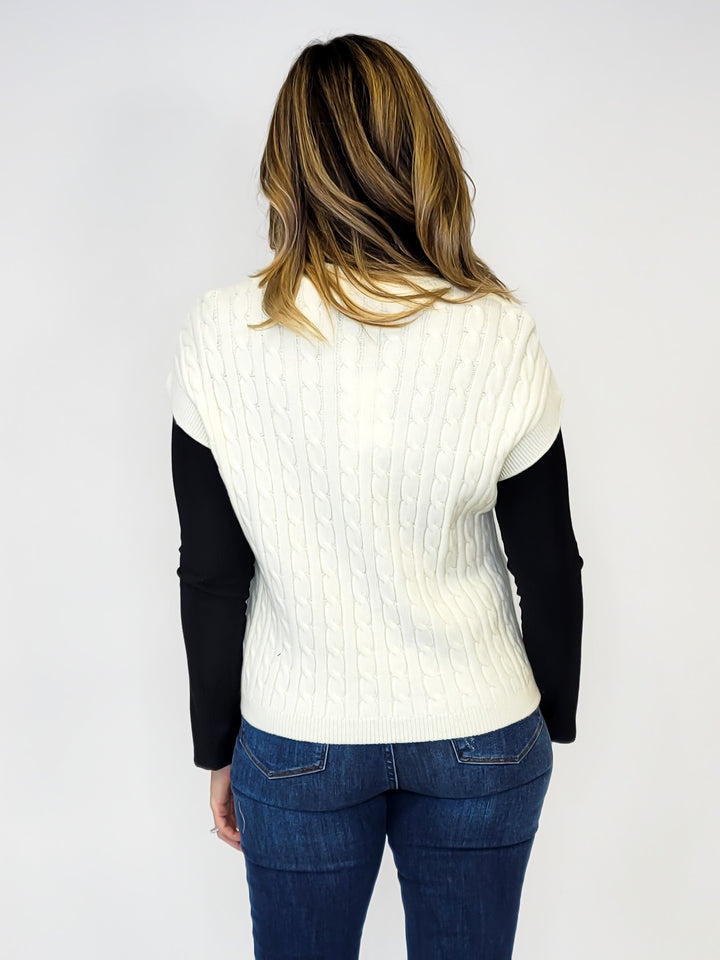 CABLE SHORT SLEEVE SWEATER - IVORY