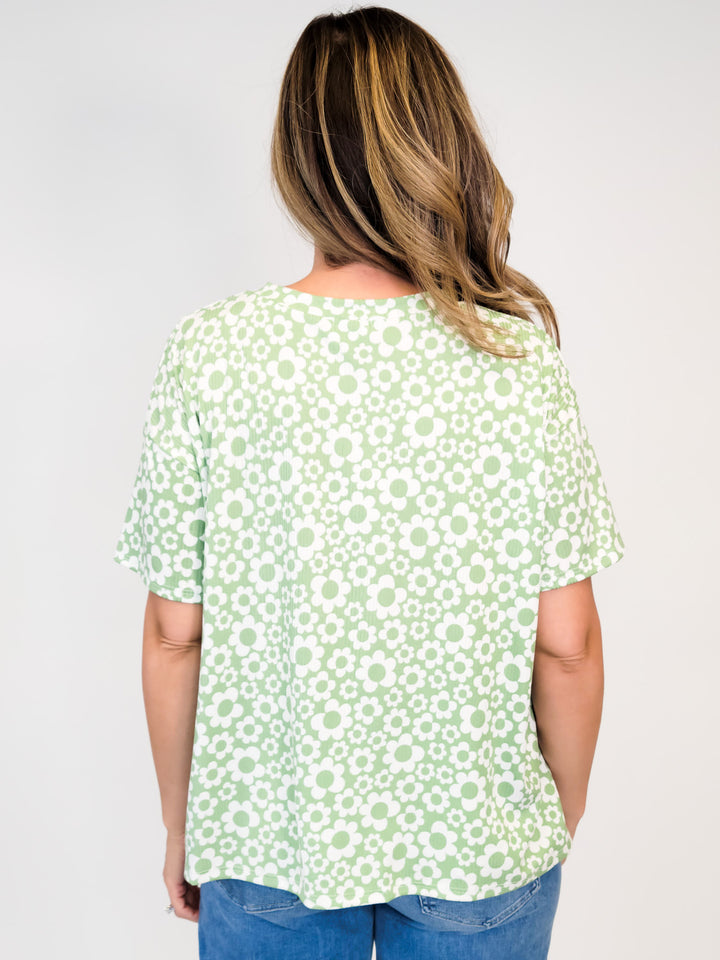 SHORT SLEEVE FLORAL PRINT TOP - LIME GREEN