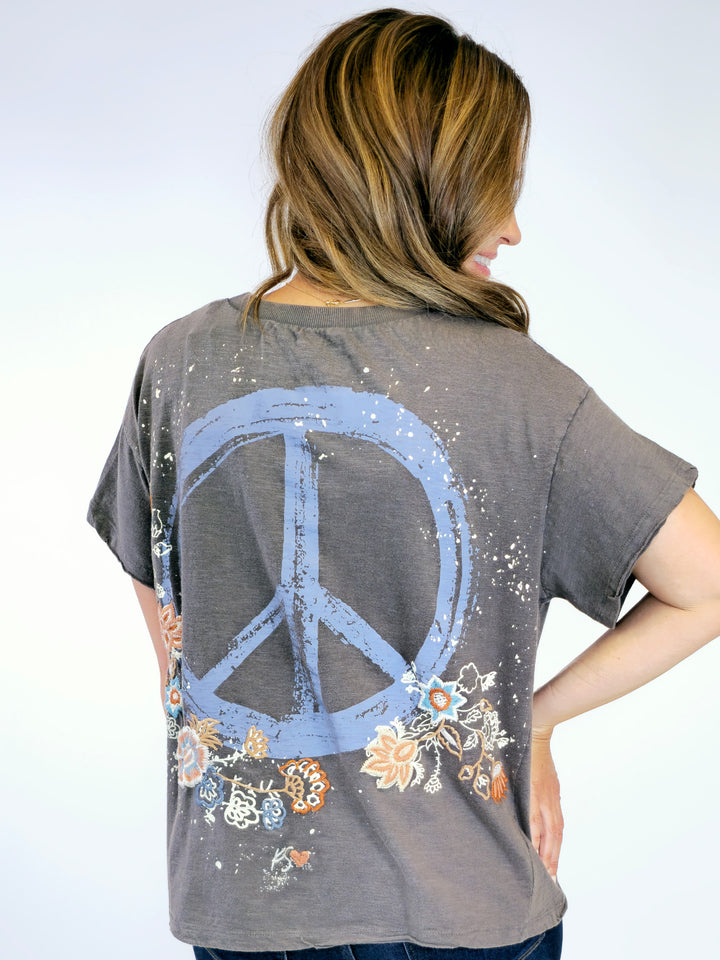 CROPPED PEACE EMBROIDERED TEE - DARK GREY