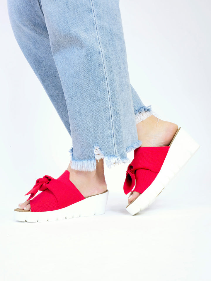 BERNIE MEV VENTI FREESIA BOW WEDGE SANDAL - RED