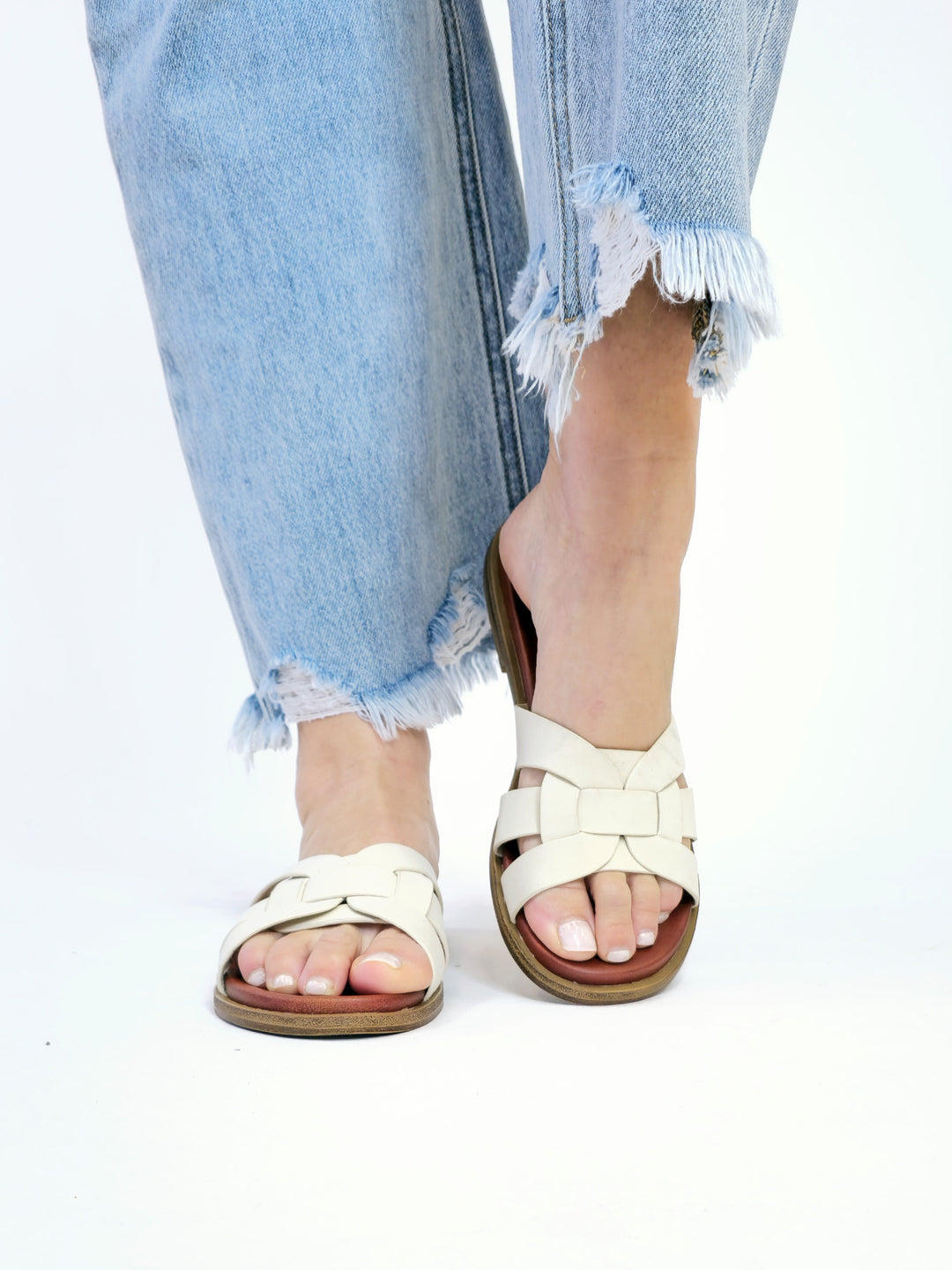 MIA POLIANA SLIP ON SANDAL - SEASHELL