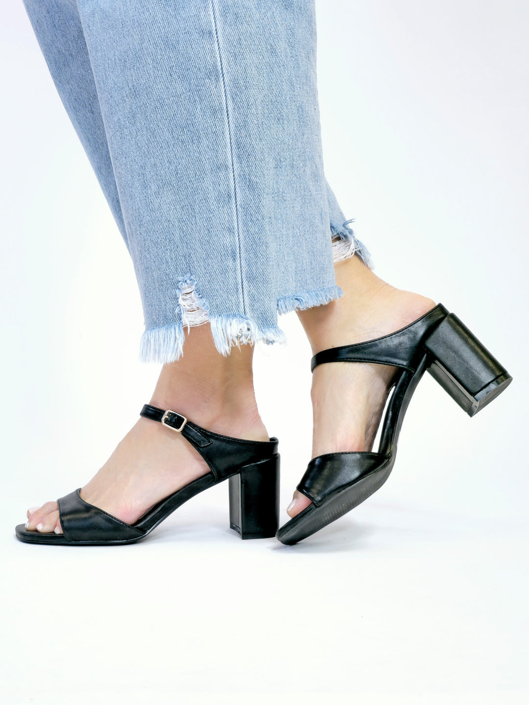 COCONUTS BY MATISSE DONNIE HEELED SANDALS - BLACK