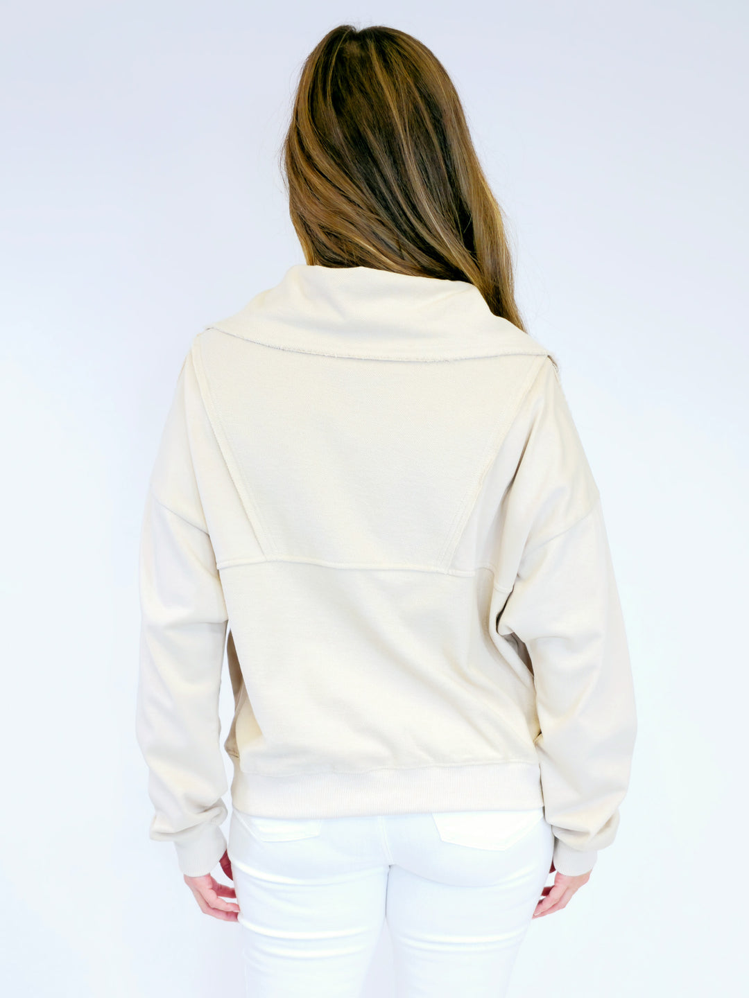 HALF ZIP COLLARED SWEATSHIRT - ECRU