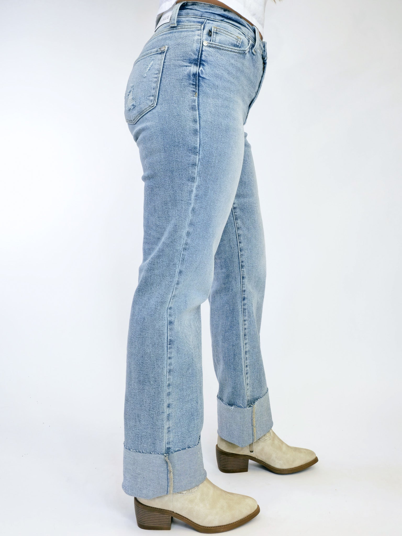 JUDY BLUE MID RISE LIGHT WASH DAD JEANS - LIGHT - 34