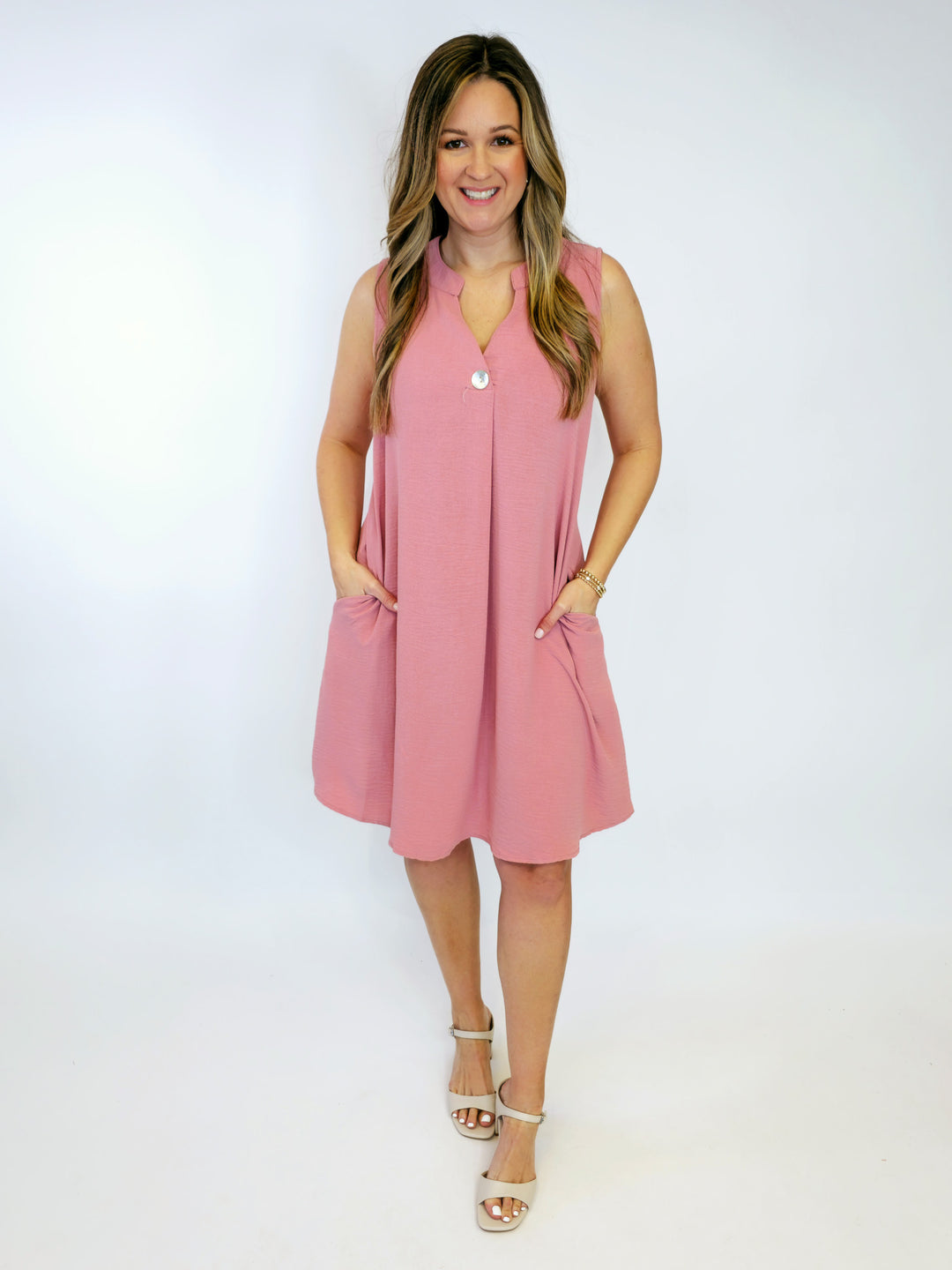 SLEEVELESS AIRFLOW SHORT DRESS - LIGHT PINK
