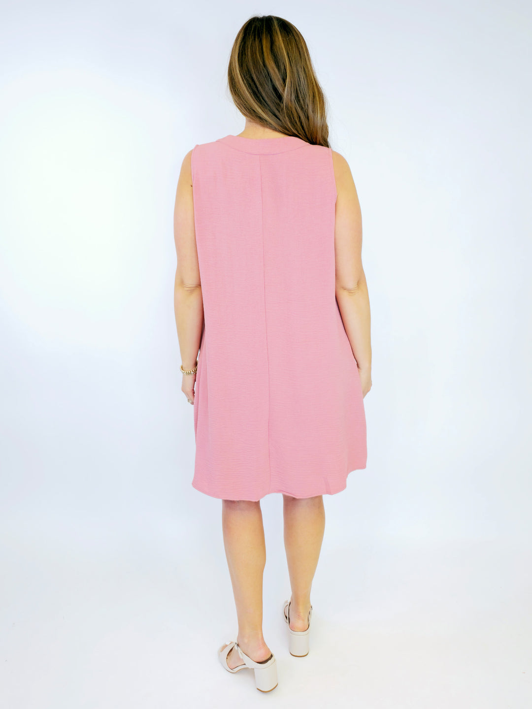 SLEEVELESS AIRFLOW SHORT DRESS - LIGHT PINK