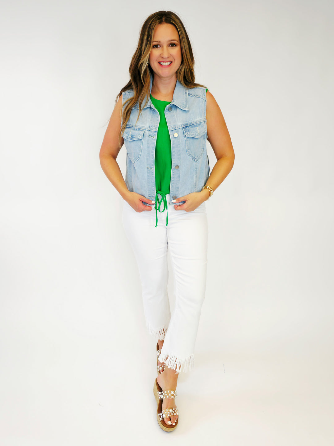 BUTTON FRONT DENIM VEST - LIGHT WASH