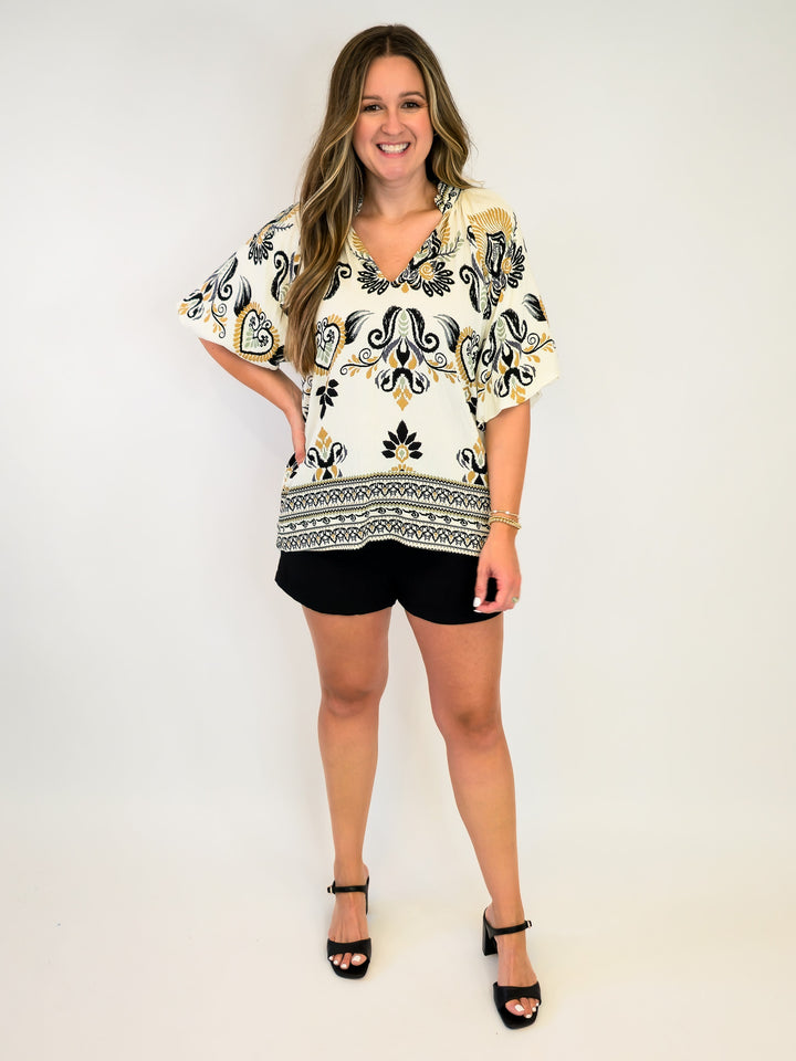 BORDER PRINT BUBBLE SLEEVE SCALLOPED EDGE TOP - BLACK