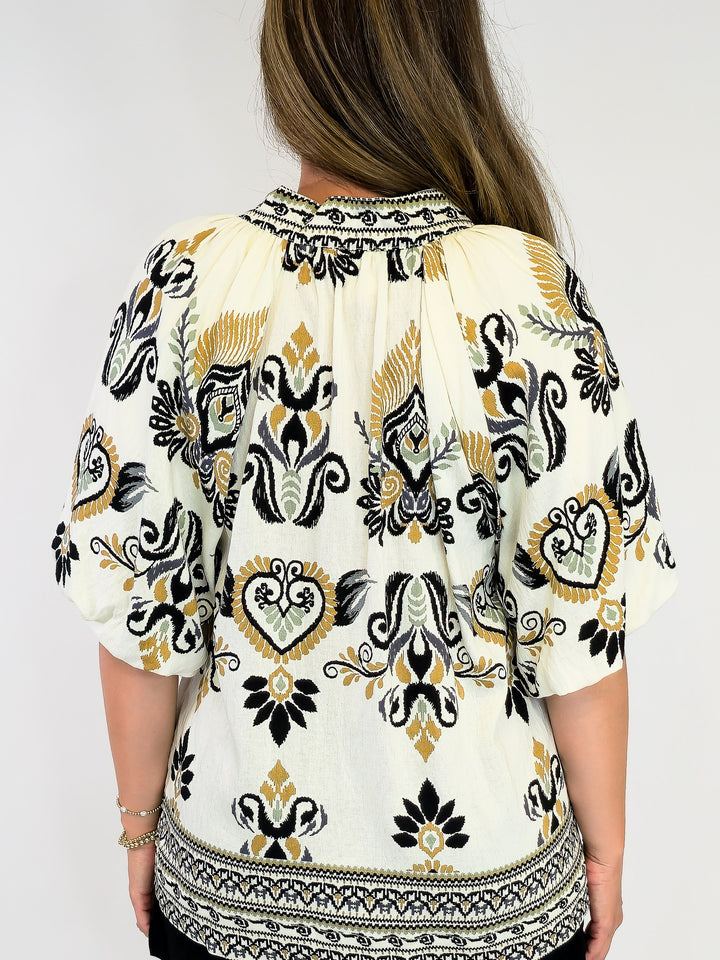 BORDER PRINT BUBBLE SLEEVE SCALLOPED EDGE TOP - BLACK