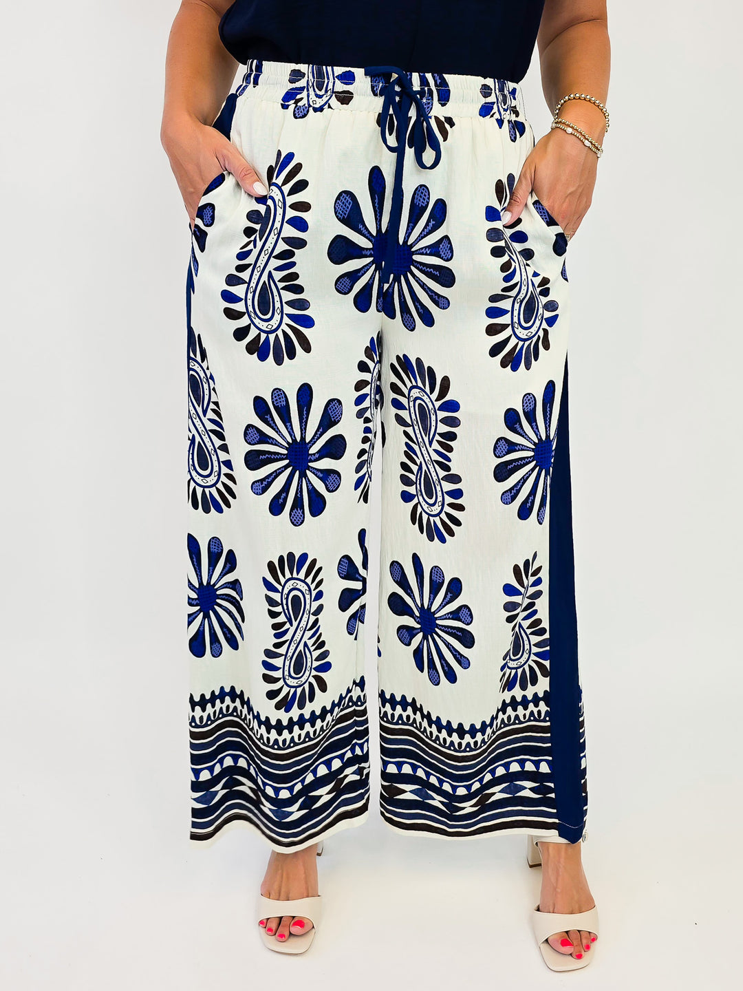 HIGH WAIST FLORAL PRINT PANTS - NAVY