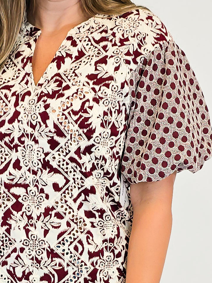 MIXED EMBROIDERED BUBBLE SLEEVE TOP - BURGUNDY