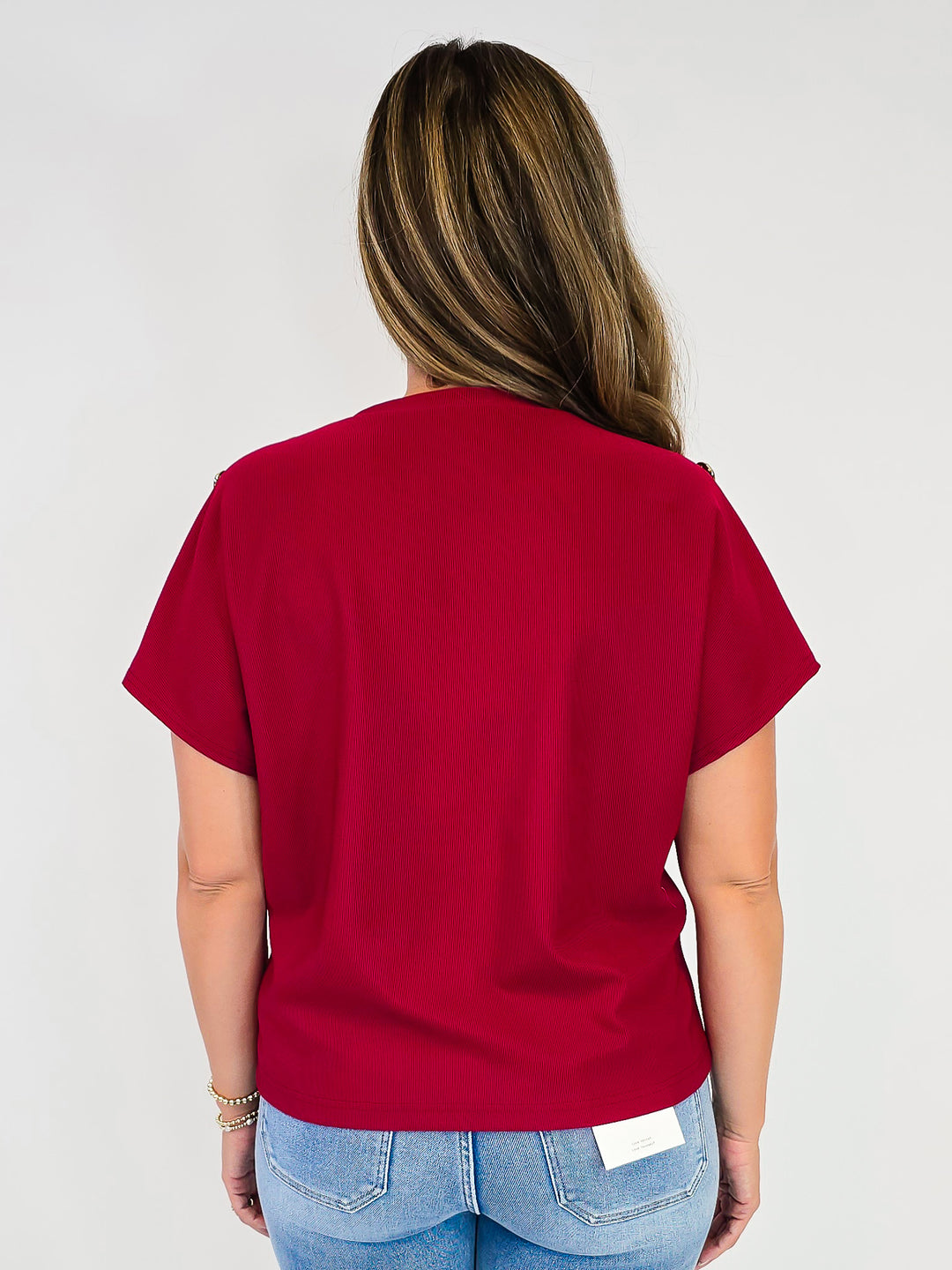 BUTTON ACCENT CREW NECK SHIRT - CHERRY