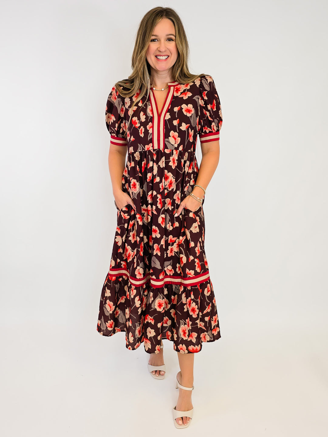 FLORAL PRINT BAND ACCENT TIERED MIDI DRESS - BROWN