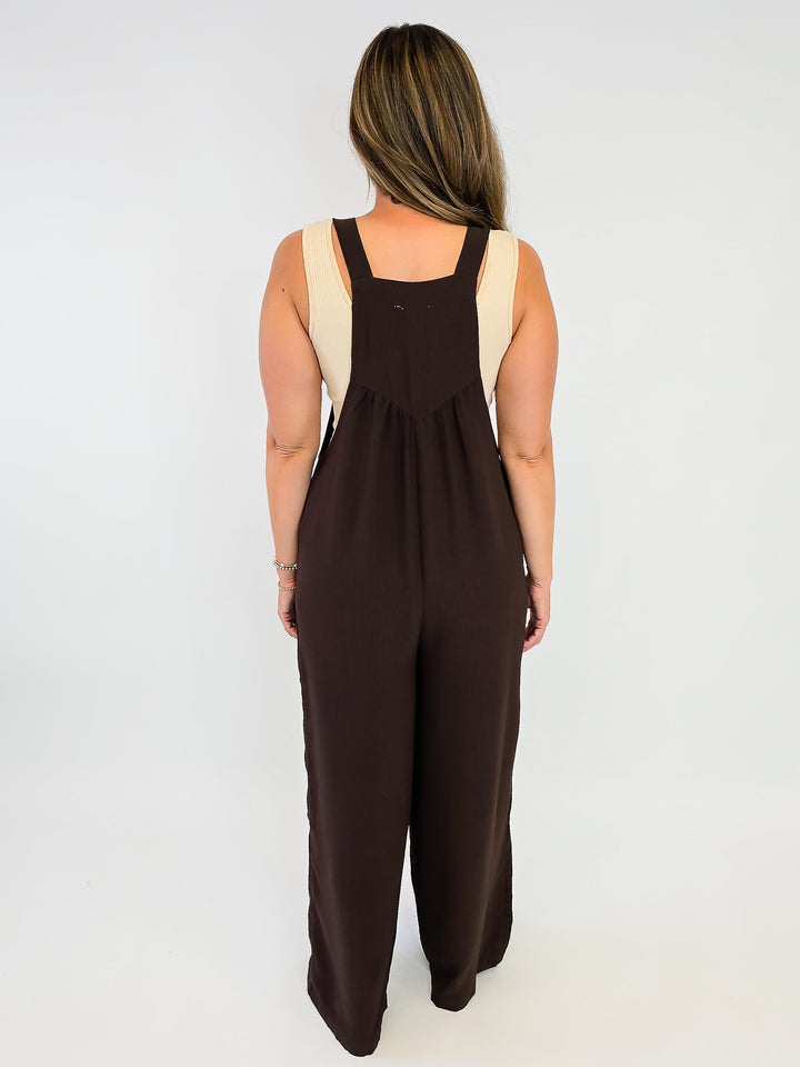 FLOWY POCKET JUMPSUIT W/ BUTTONS - BROWN