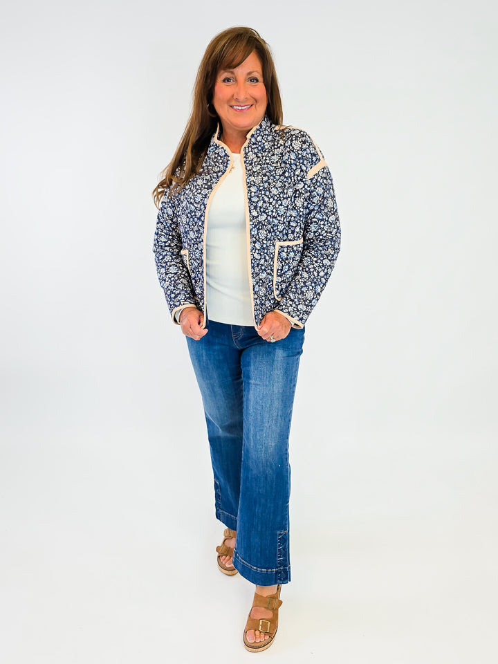 QUILTED LONG SLEEVE FLORAL JACKET - NAVY