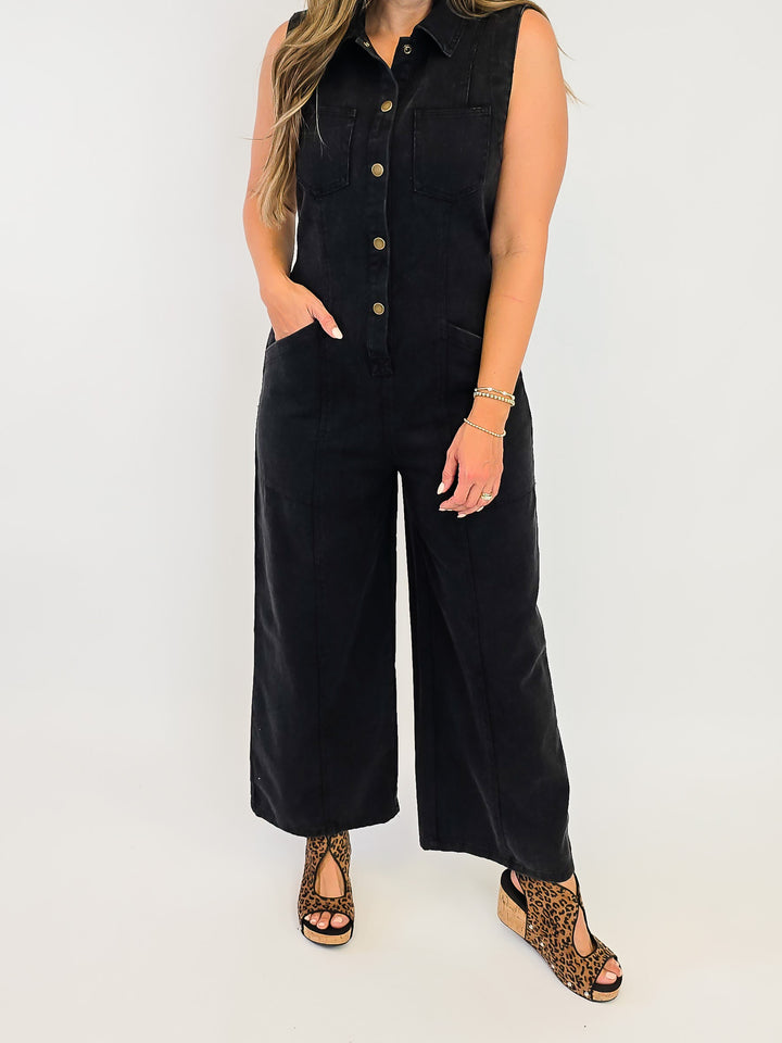 SNOW WASHED BUTTON SLEEVELESS JUMPSUIT - ASH BLACK