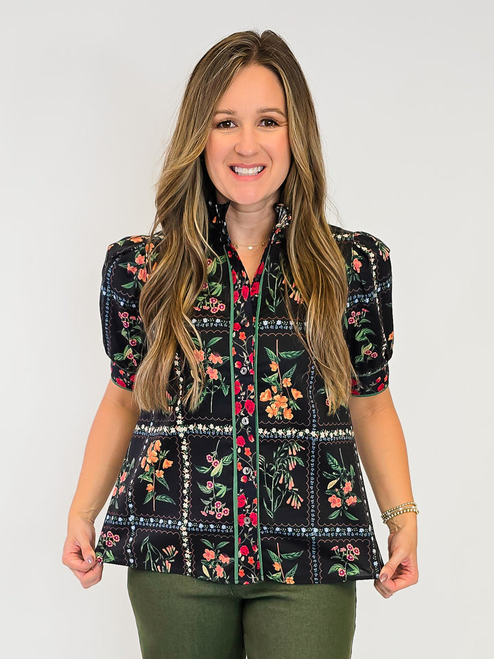 SHORT PUFF SLEEVE BUTTON UP FLORAL PRINT TOP - BLACK
