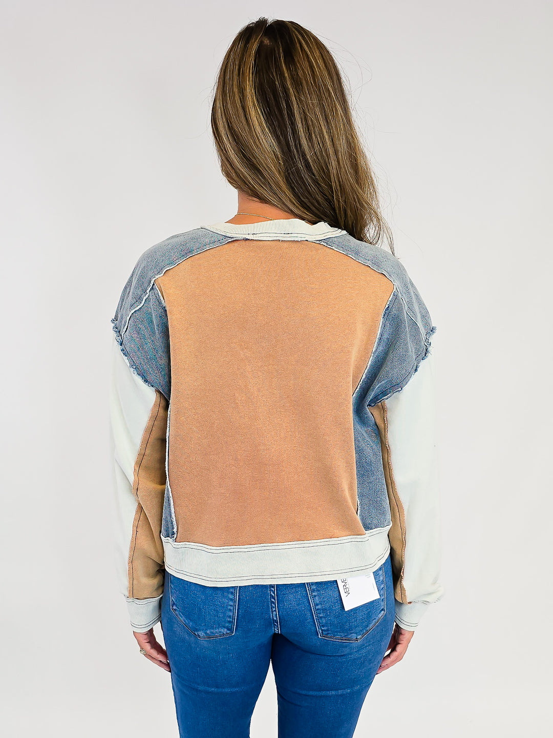 FRAYED COLOR BLOCK LONG SLEEVE PULLOVER - CINNAMON