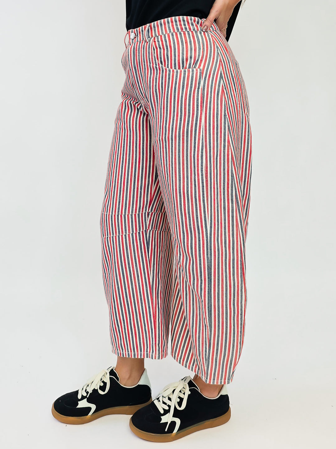MINERAL WASH STRIPED BARREL LEG JEANS - ROUGE SAIL