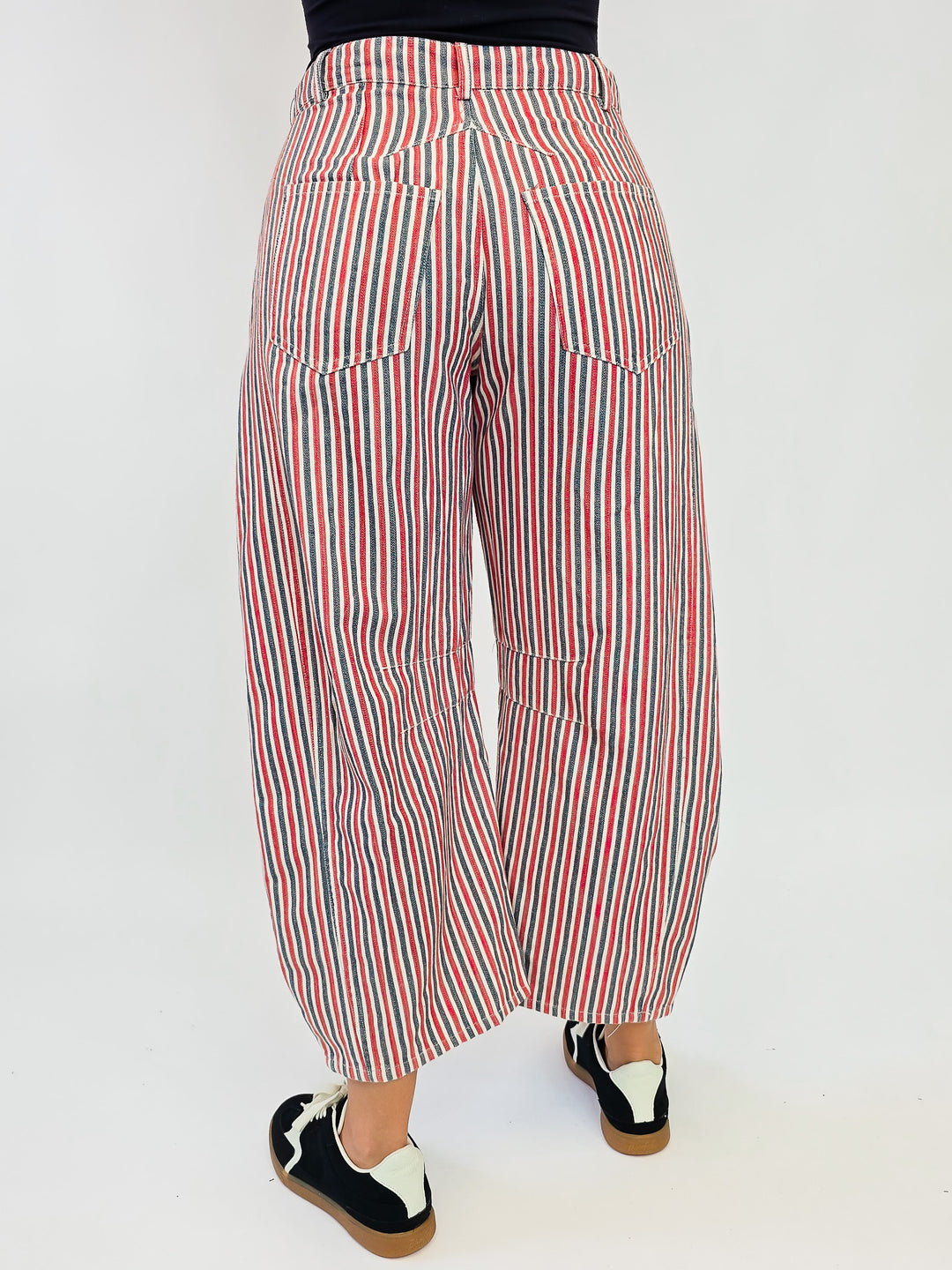 MINERAL WASH STRIPED BARREL LEG JEANS - ROUGE SAIL