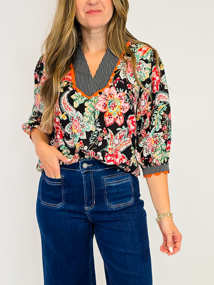 WAVY TRIM DETAILED FLORAL STRIPE MIXED TOP - BLACK