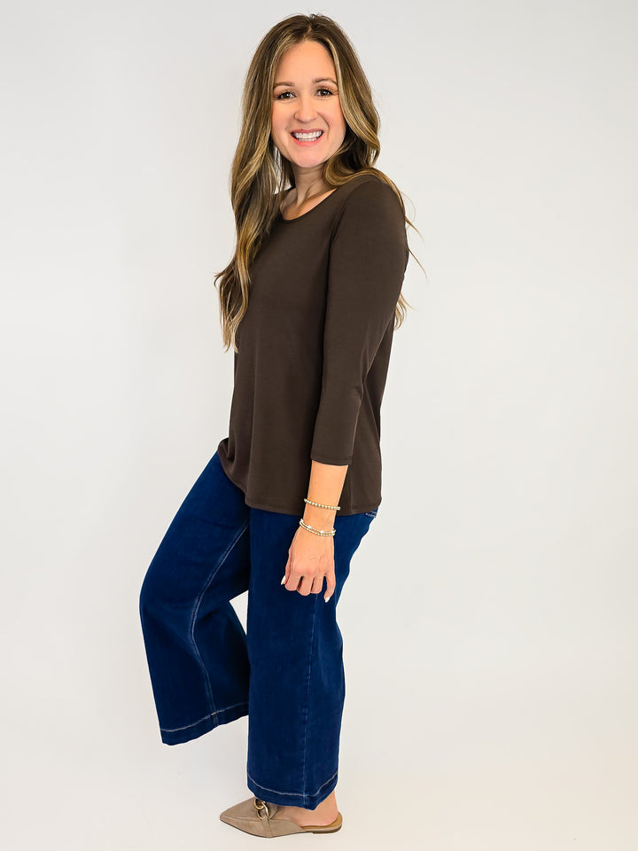 DEAR SCARLETT ROUND NECK 3/4 SLEEVE TOP - CHOCOLATE