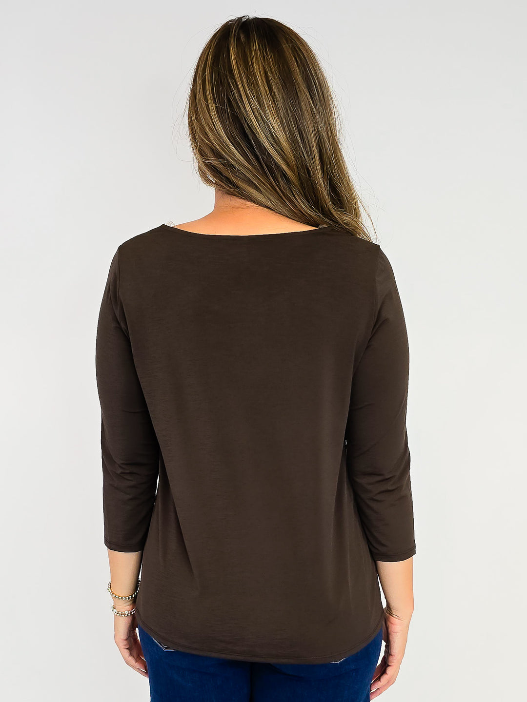 DEAR SCARLETT ROUND NECK 3/4 SLEEVE TOP - CHOCOLATE