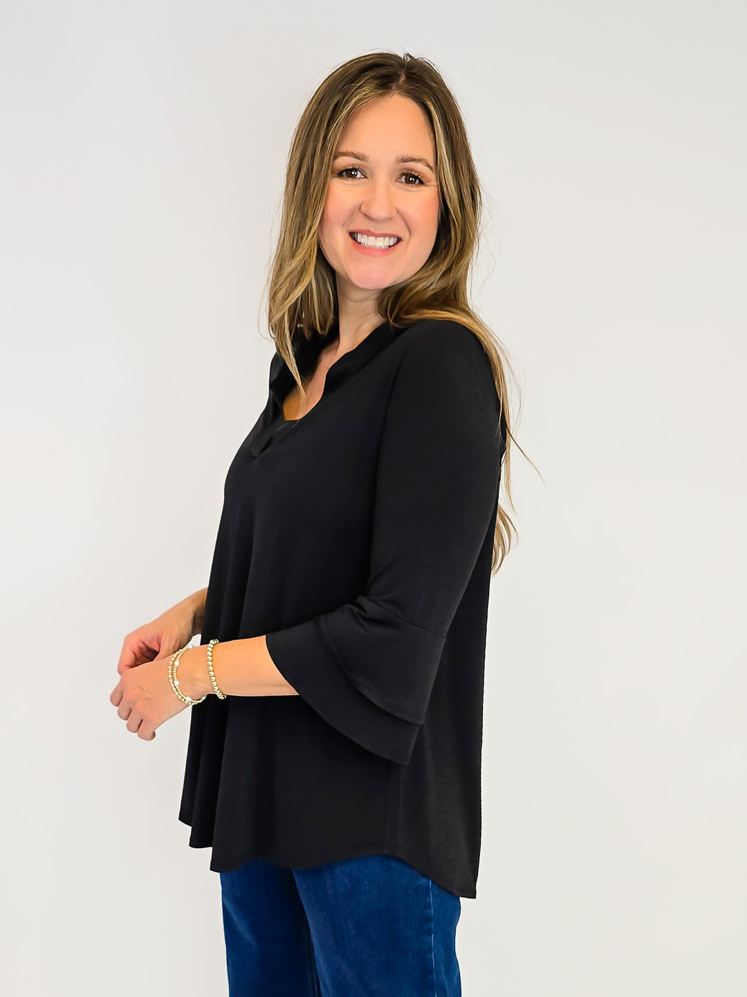 DEAR SCARLETT SOLID BELL SLEEVE LIZZY TOP - BLACK
