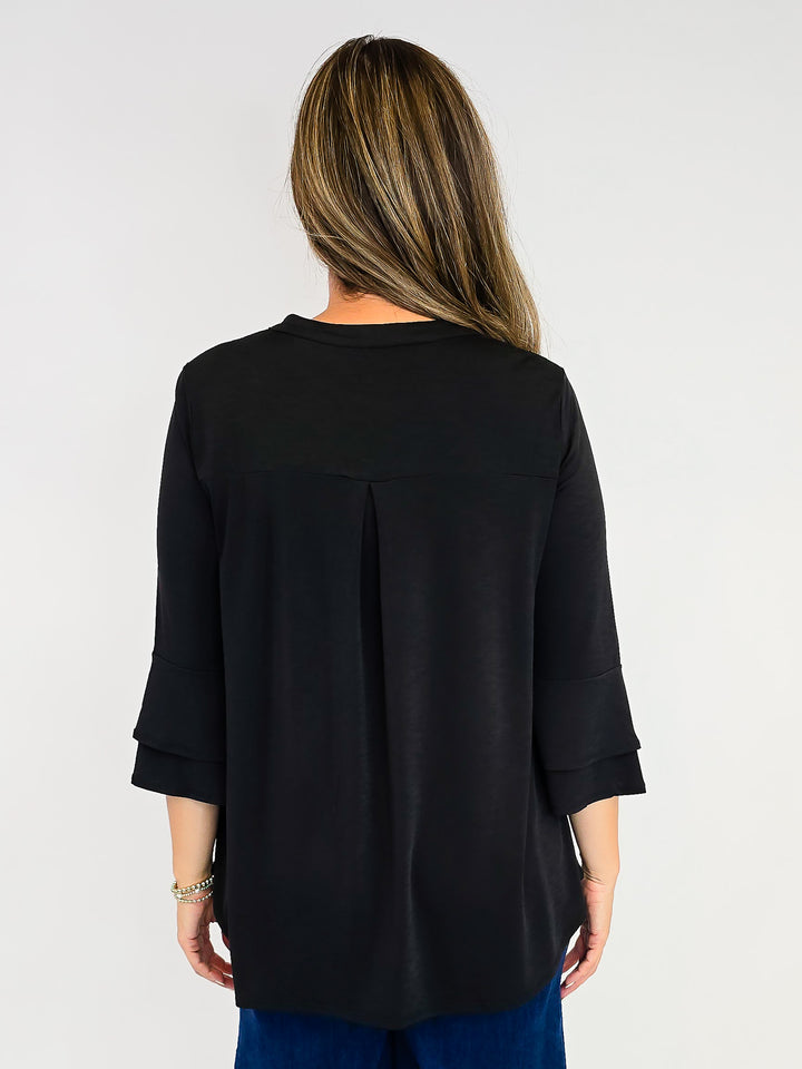 DEAR SCARLETT SOLID BELL SLEEVE LIZZY TOP - BLACK