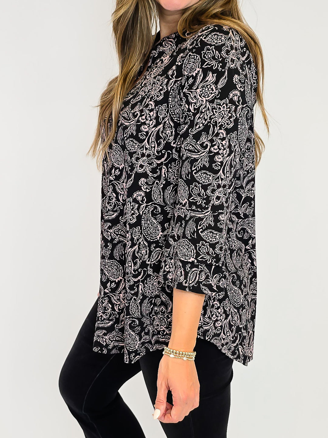 DEAR SCARLETT BELL SLEEVE LIZZY TOP - BLACK PAISLEY