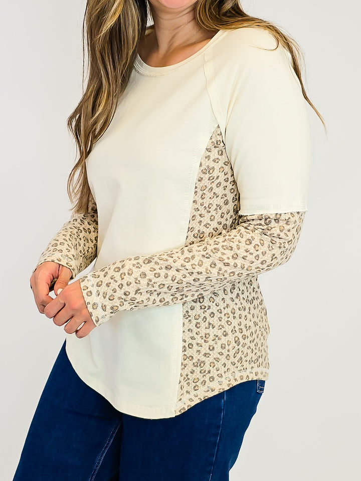 LONG SLEEVE ANIMAL PRINT CONTRAST TOP - CREAM