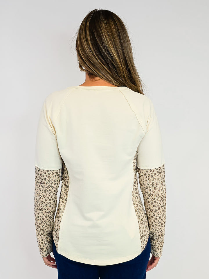 LONG SLEEVE ANIMAL PRINT CONTRAST TOP - CREAM