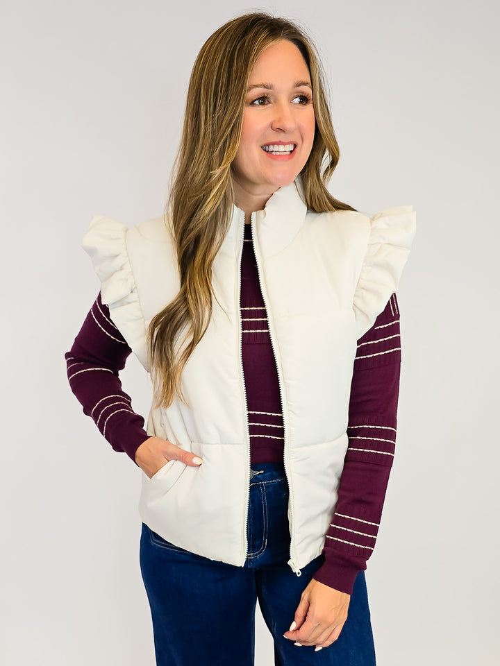 RUFFLED SLEEVE MOCK NECK ZIP-UP PUFFER VEST - IVORY